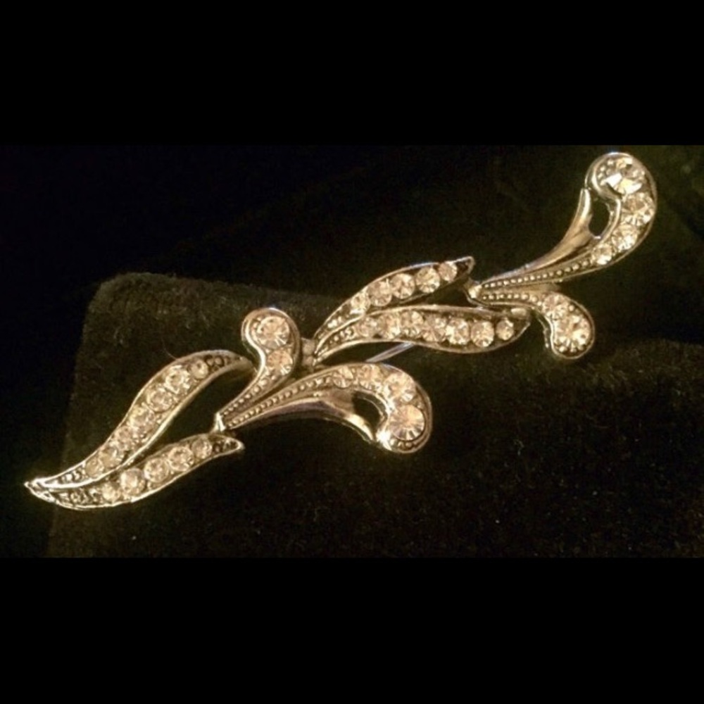 Simon Tu Vintage Brooch Pin